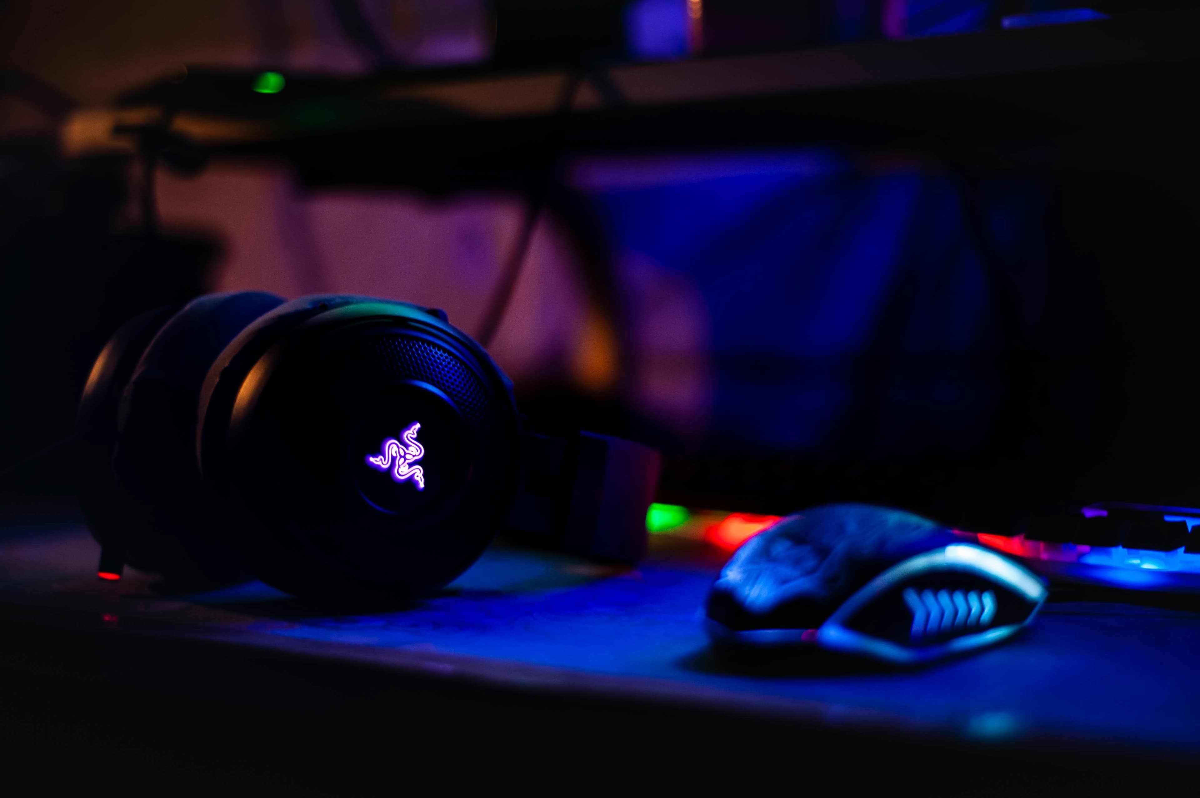 Cele mai bune căști gaming în 2026 — Ghid complet